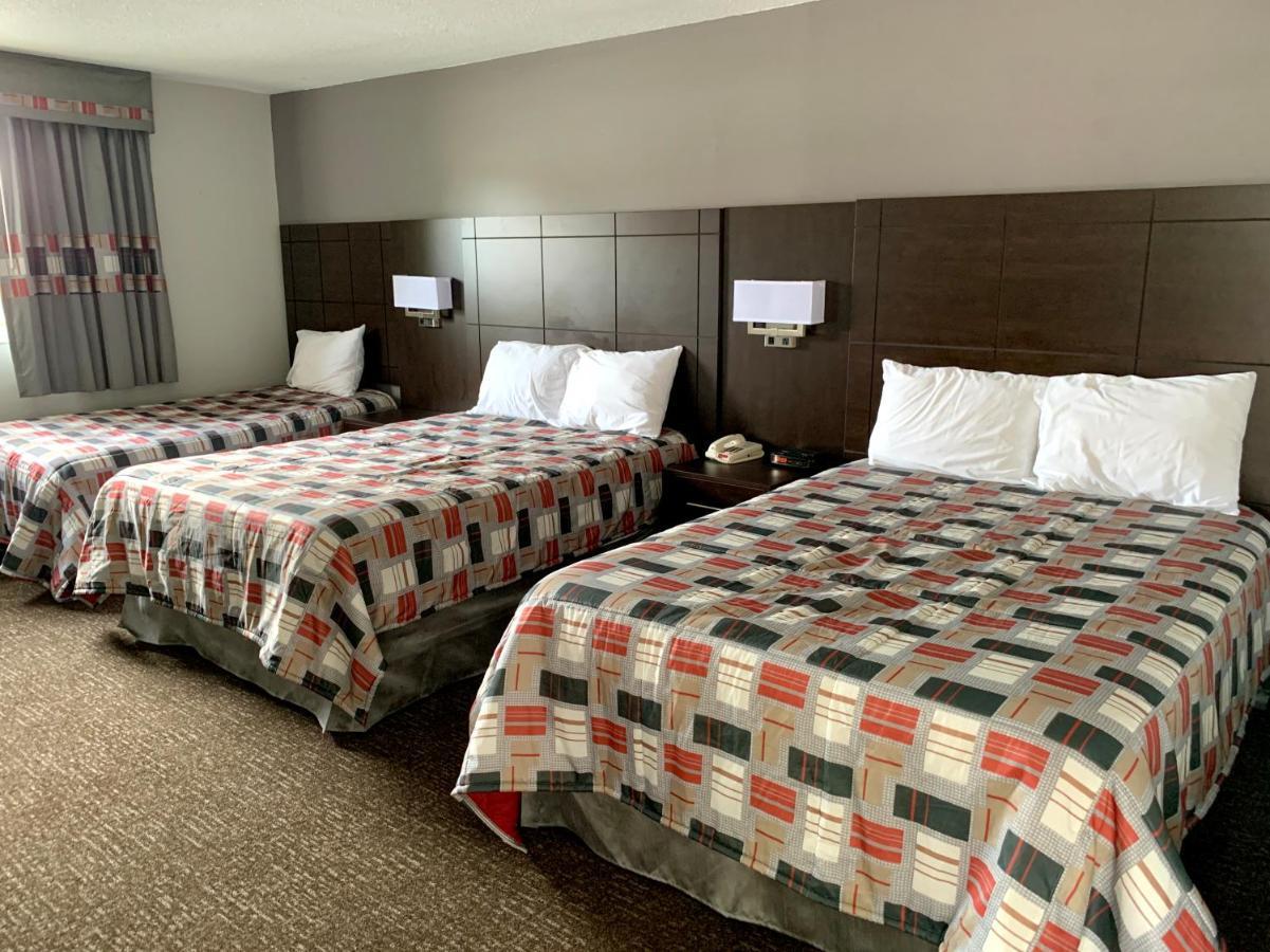 Milestone Motel 2*
